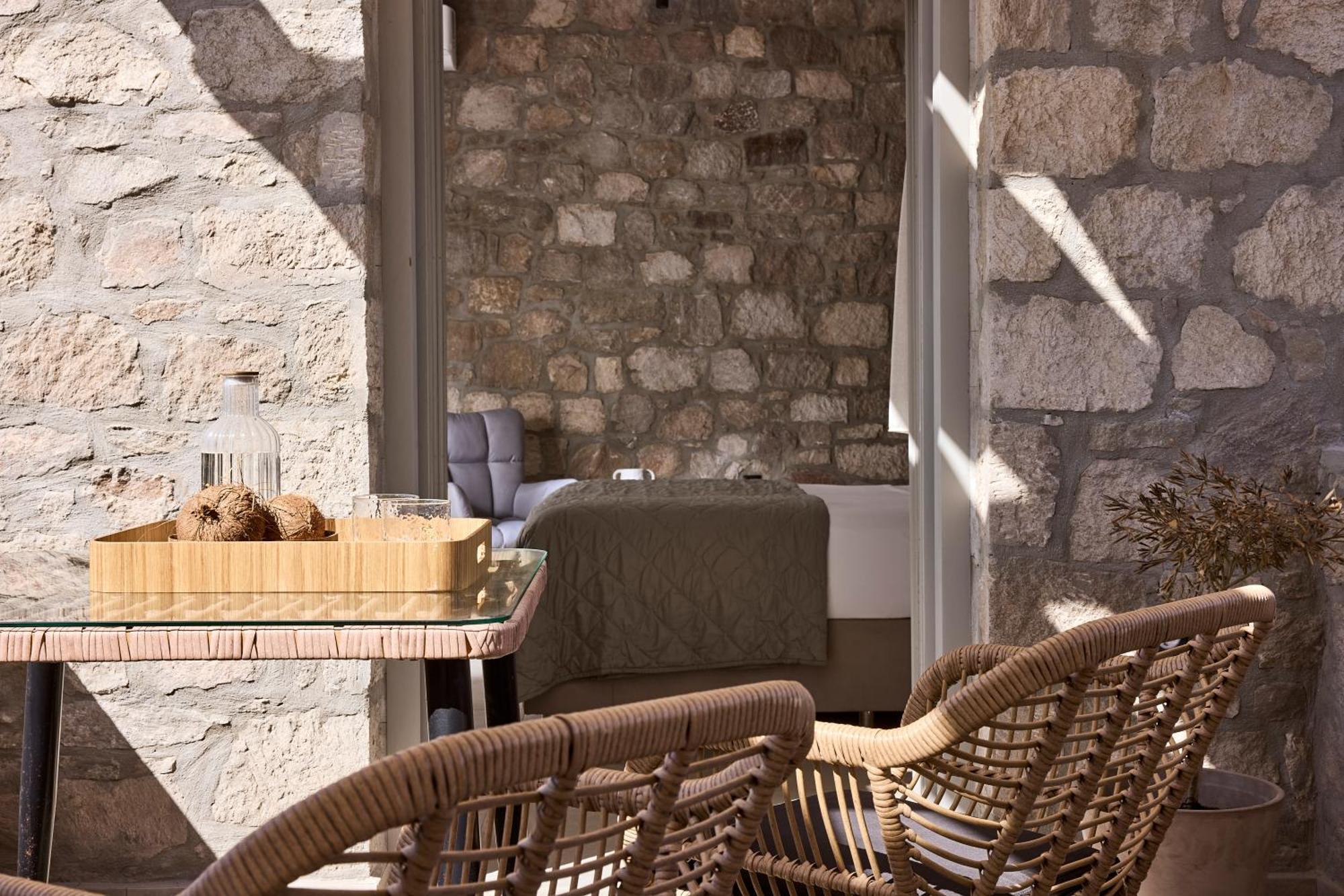 Kedros Milos Suites Adamantas  Luaran gambar