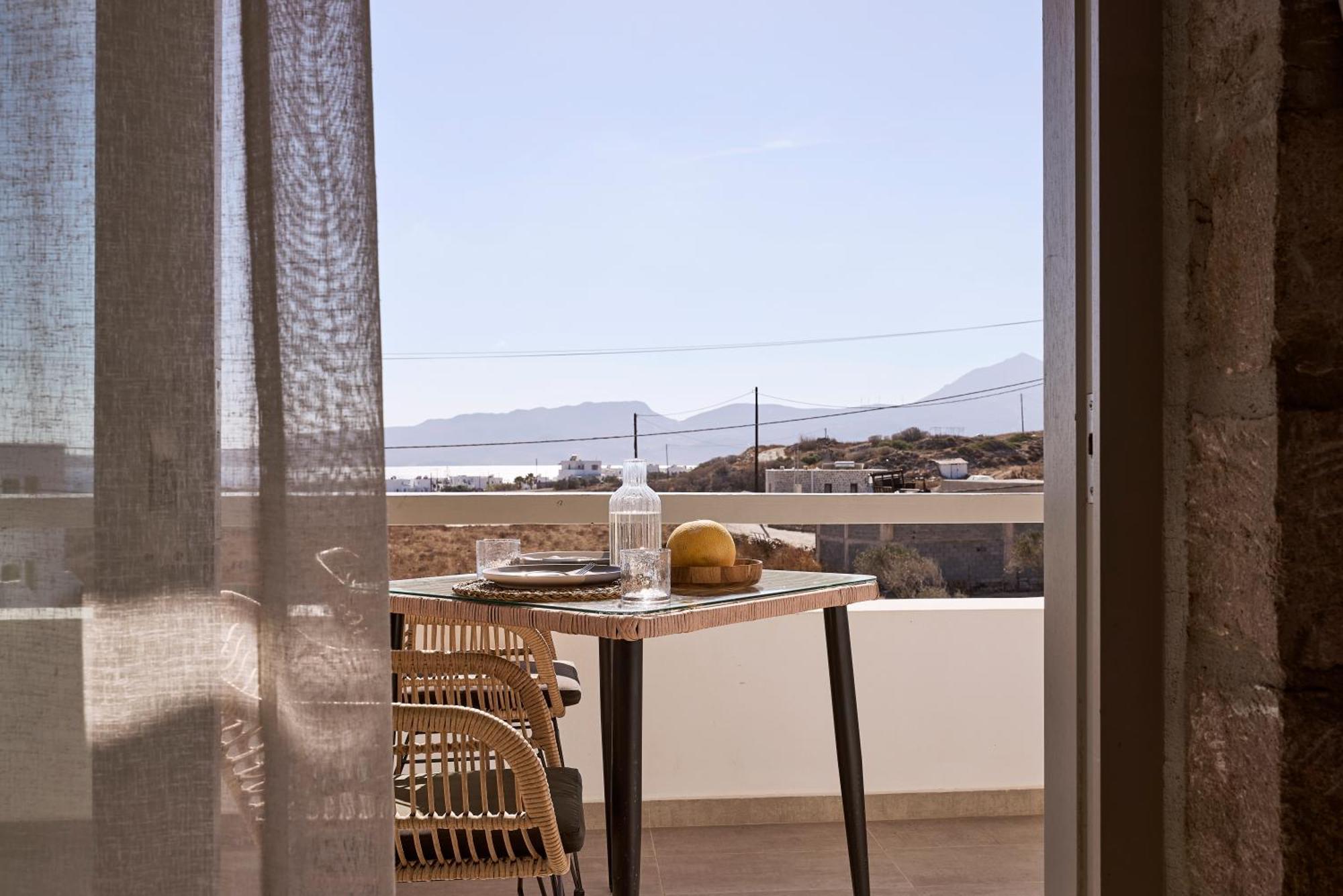 Kedros Milos Suites Adamantas  Luaran gambar